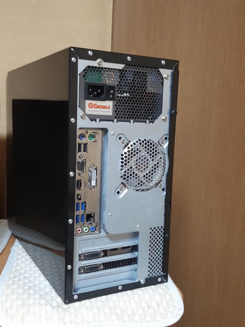 自作PC　RYZEN5 2600・16GB・256GB・GTX760・WIN11