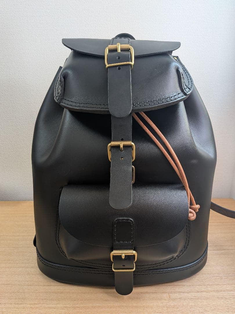 【美品】HERZ　迫力のWポケットリュック(R-9)　オールレザー　ヘルツ