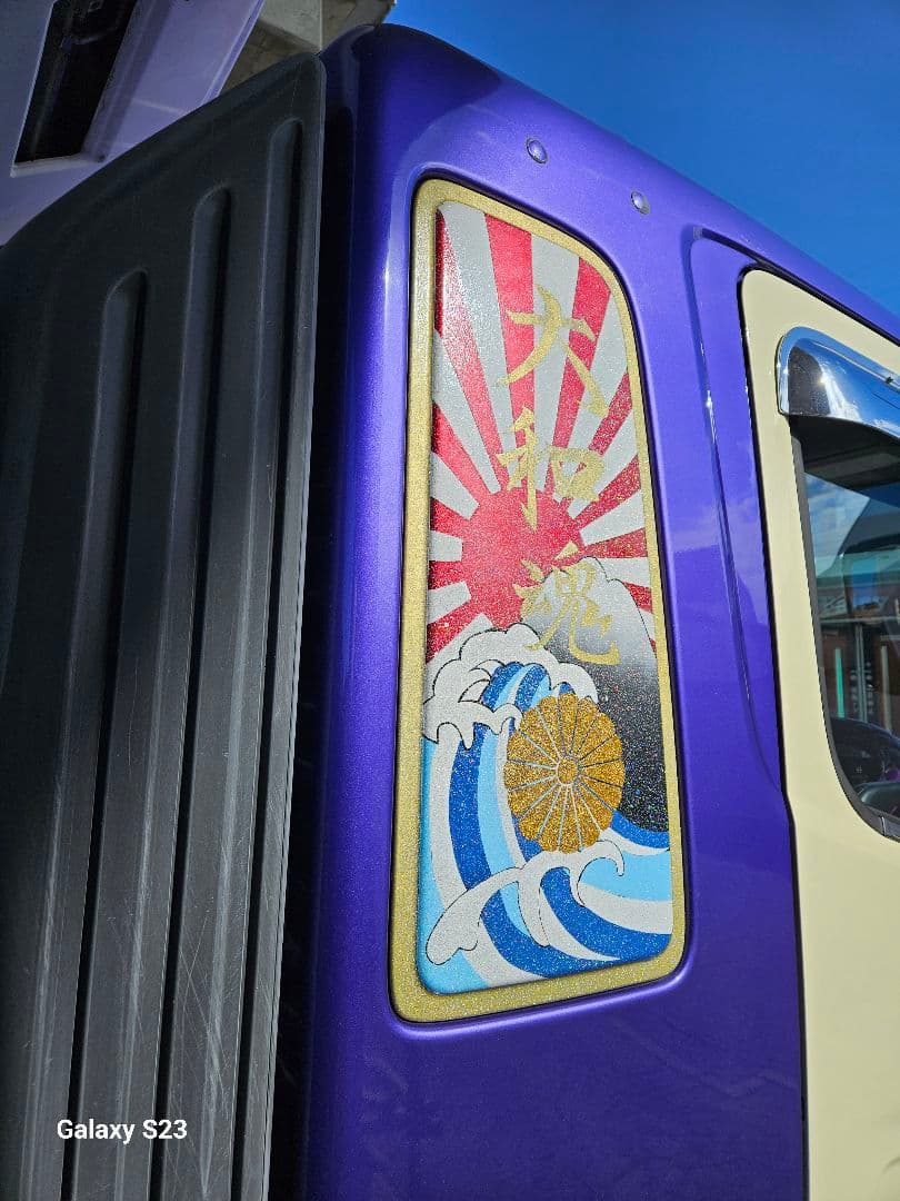 HINO　レンジャー　レンプロ　etc……寝台窓　外装品