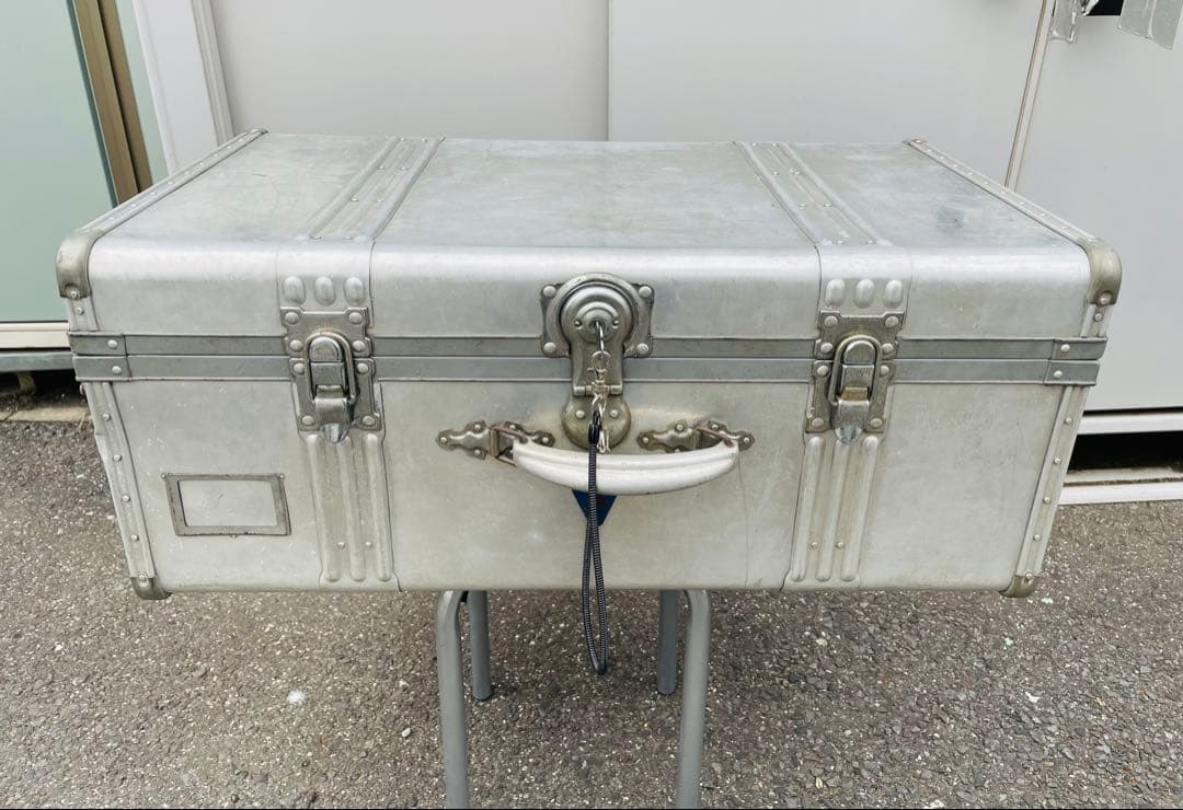 中古品 石川アルミ製 トランクケース（鍵付き・防水仕様） お値段を下げました