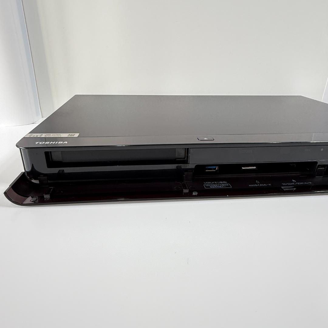 東芝3TB HDD/3チューナー搭載ブルーレイレコーダー DBR-UT309