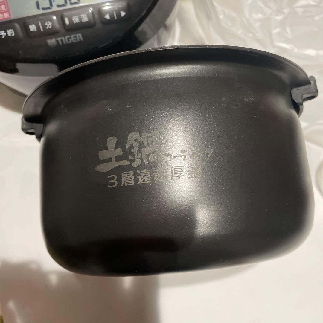 タイガー炊飯器　５.５合 土鍋コーティング圧力IH炊飯ジャー\"炊きたて\"