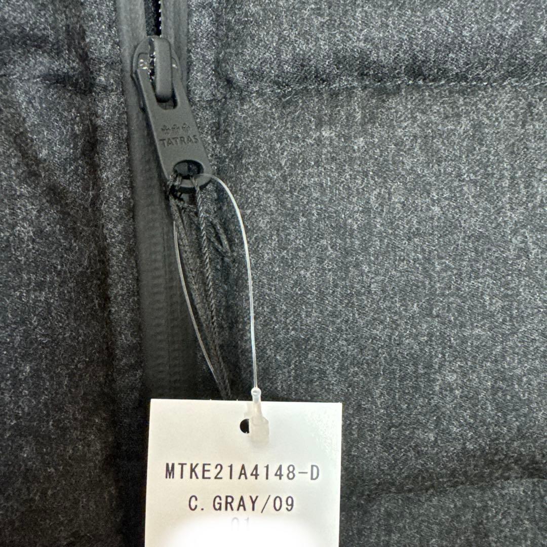 OBAQTATRAS フード付きダウンジャケット ダークグレ