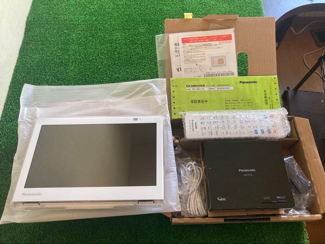 Panasonic UN-10E11-W ポータブルテレビ