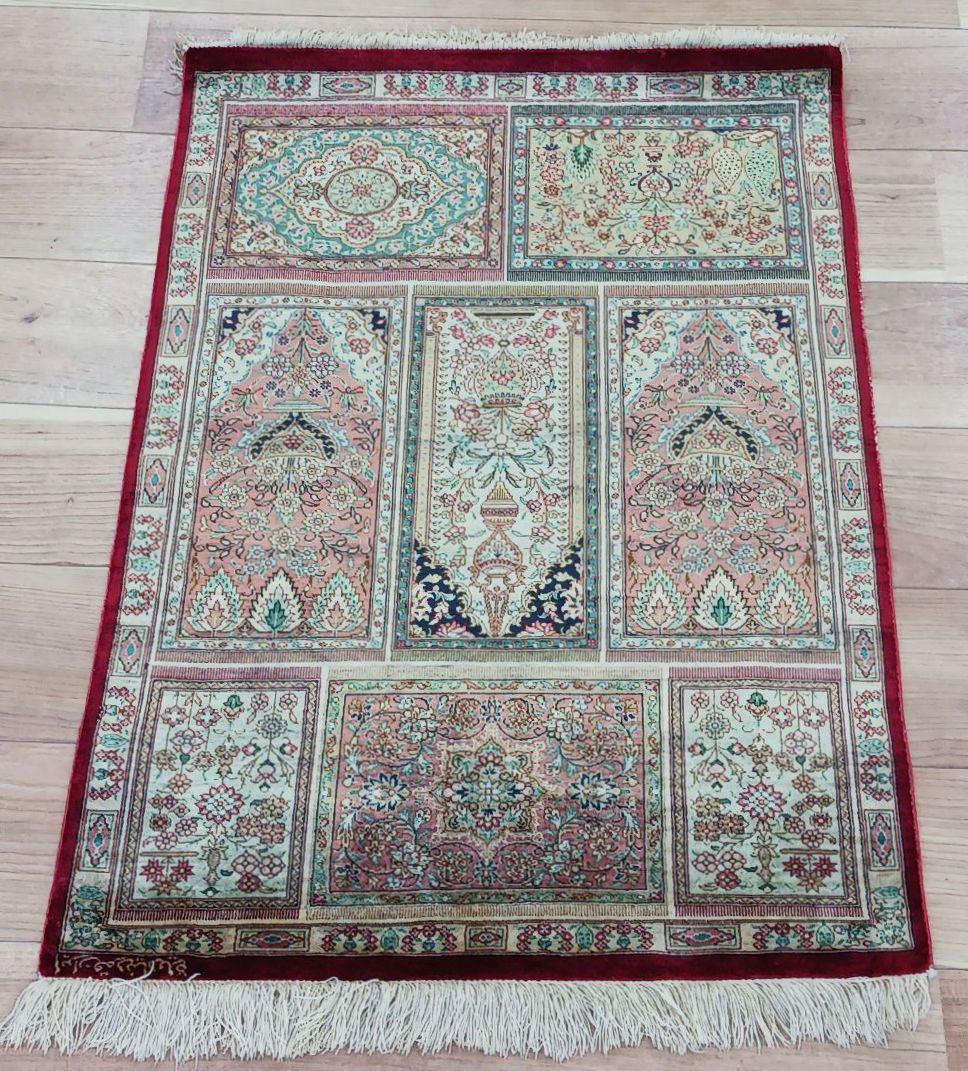 Y2691 ペルシャ絨毯 クム産 シルク100% 手織り100万ノット 工房