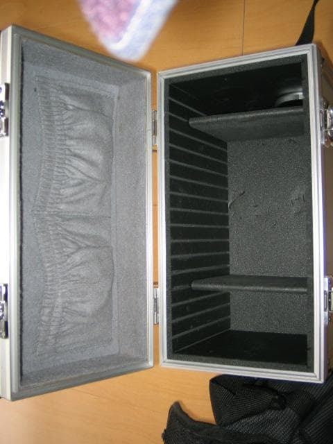 フィルムフラッシュ内蔵一眼レフカメラEOS750QD