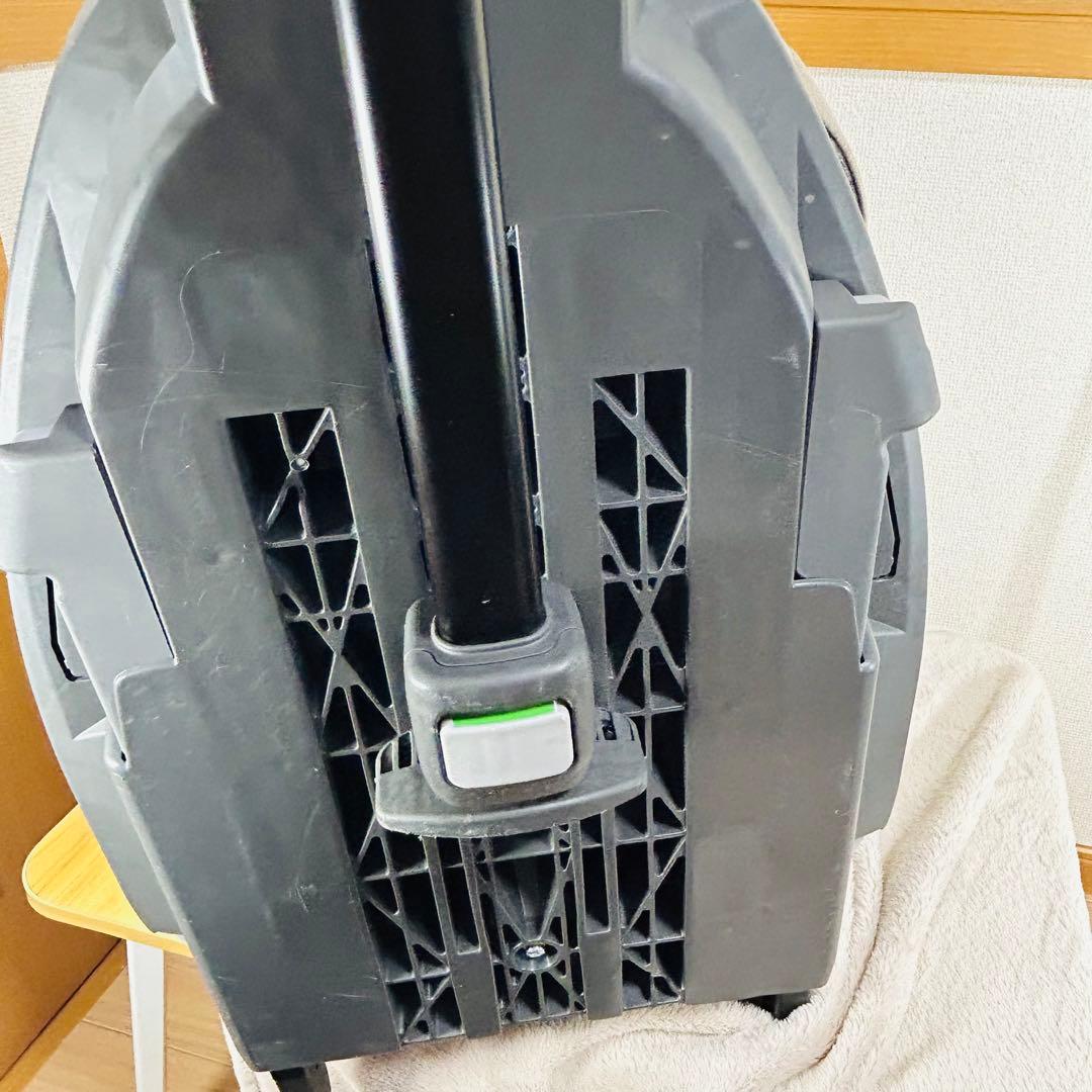 【美品】コンビTHE S ISOFIX エッグショックZC-690ザエス