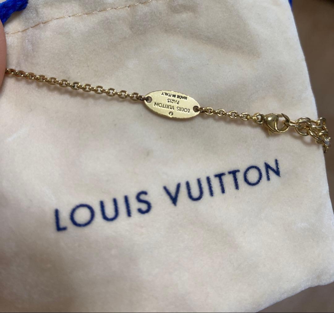 LOUIS VUITTON ネックレス ロゴチャーム付きnaop