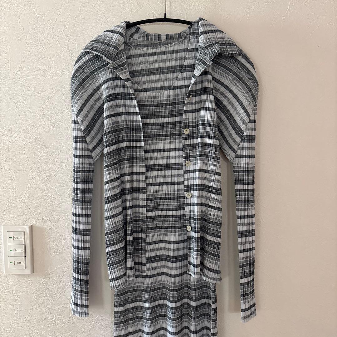 グレー系ストライプ ノースリーブロングワンピース