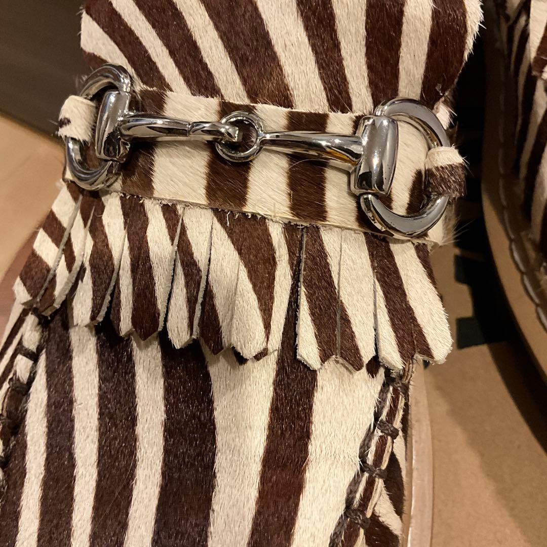 RNA ゼブラ柄 フリンジ付きローファー