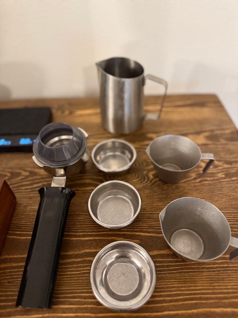 Gaggia Classic エスプレッソマシン WPMコーヒーグラインダー