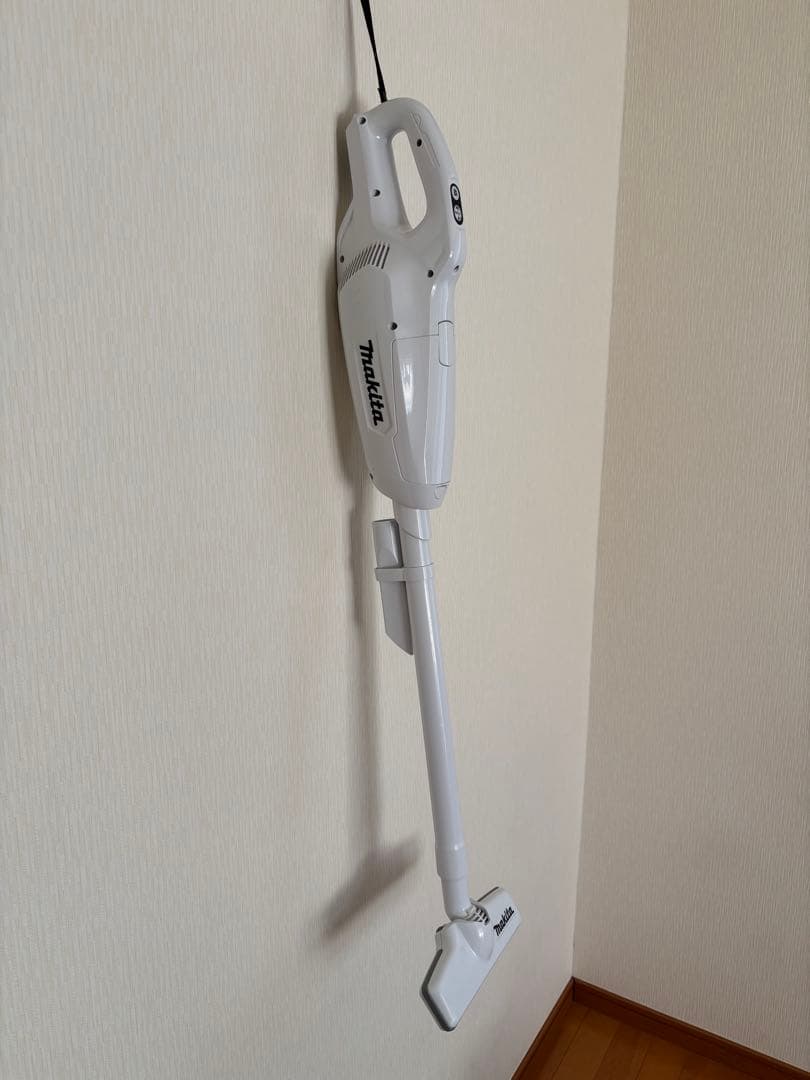 マキタ　掃除機　CL107FD充電式クリーナー