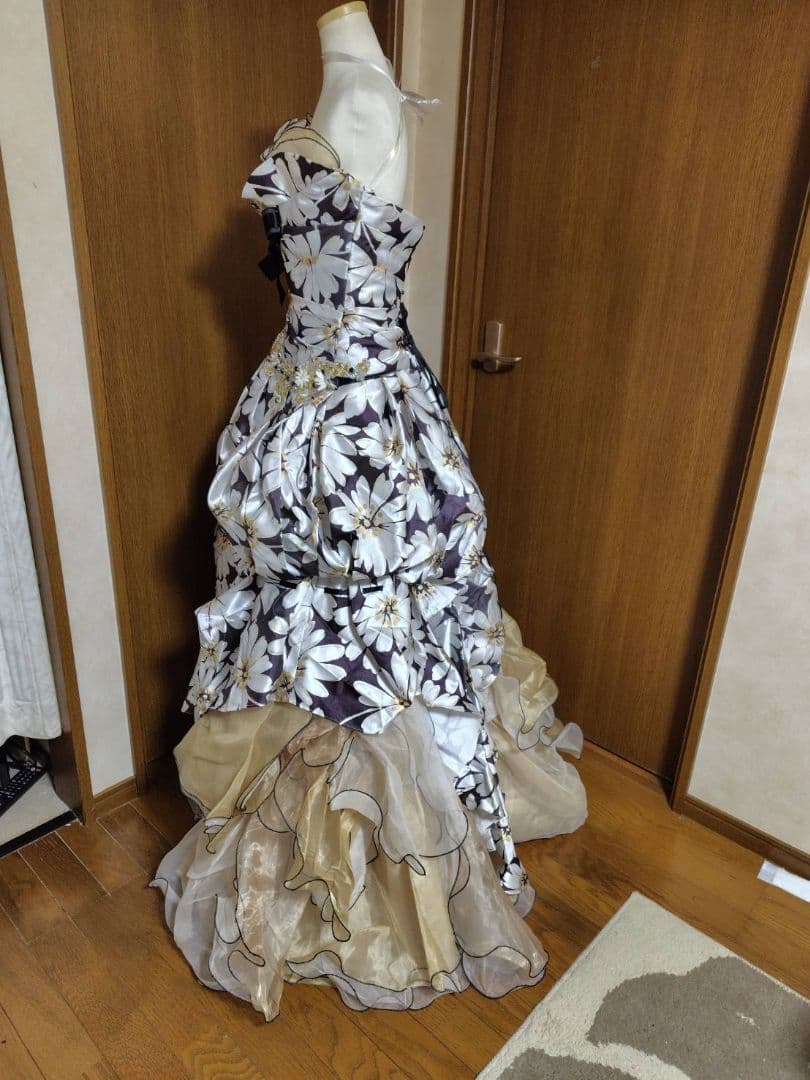 大政絢ミュゼドゥアヤカラードレスGRACEレンタルスタジオ貸衣装