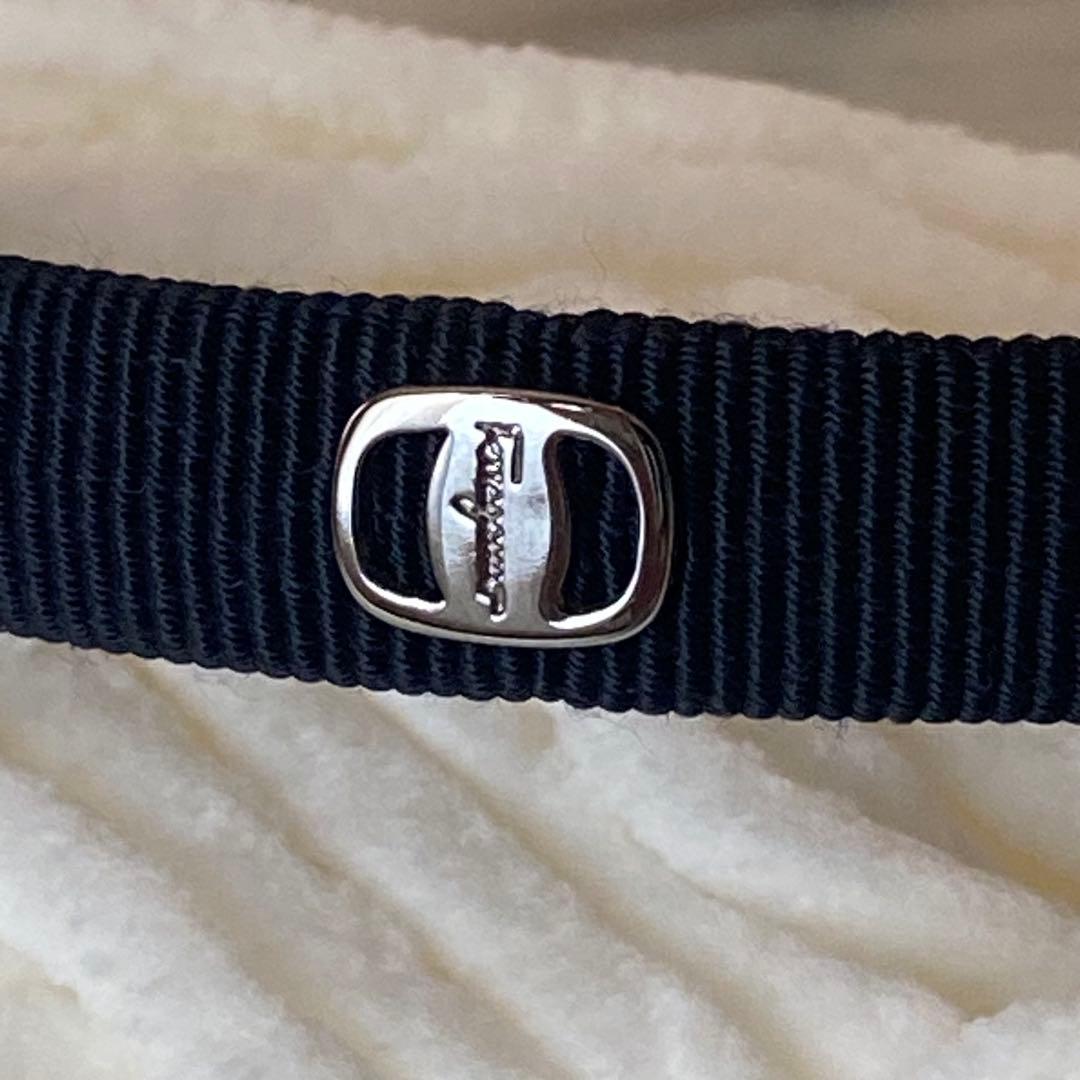 フェラガモ　美品　カチューシャ　シルバー金具3個【ヴィンテージ】