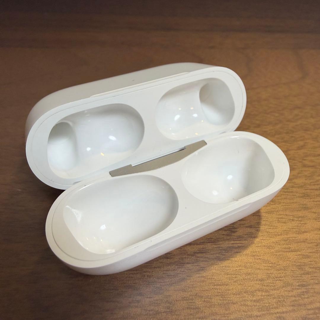 AirPods Pro 第2世代　Apple　【美品】