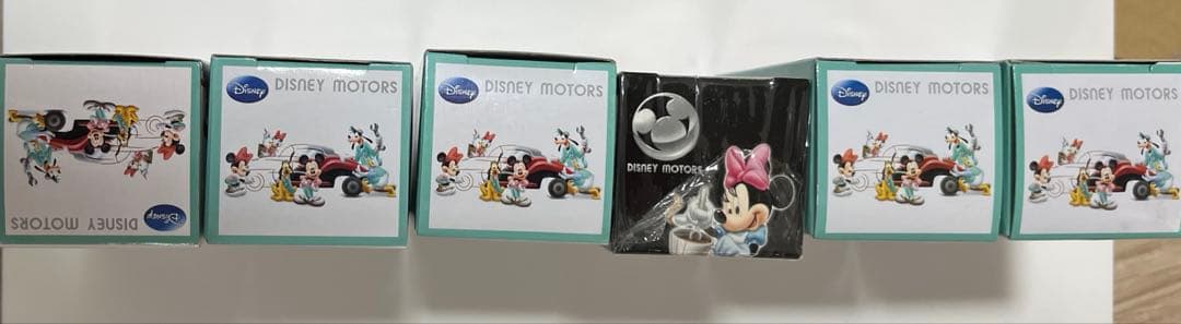 ディズニートミカ ディズニーモータース　まとめて　12台　セット