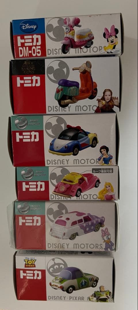 ディズニートミカ ディズニーモータース　まとめて　12台　セット