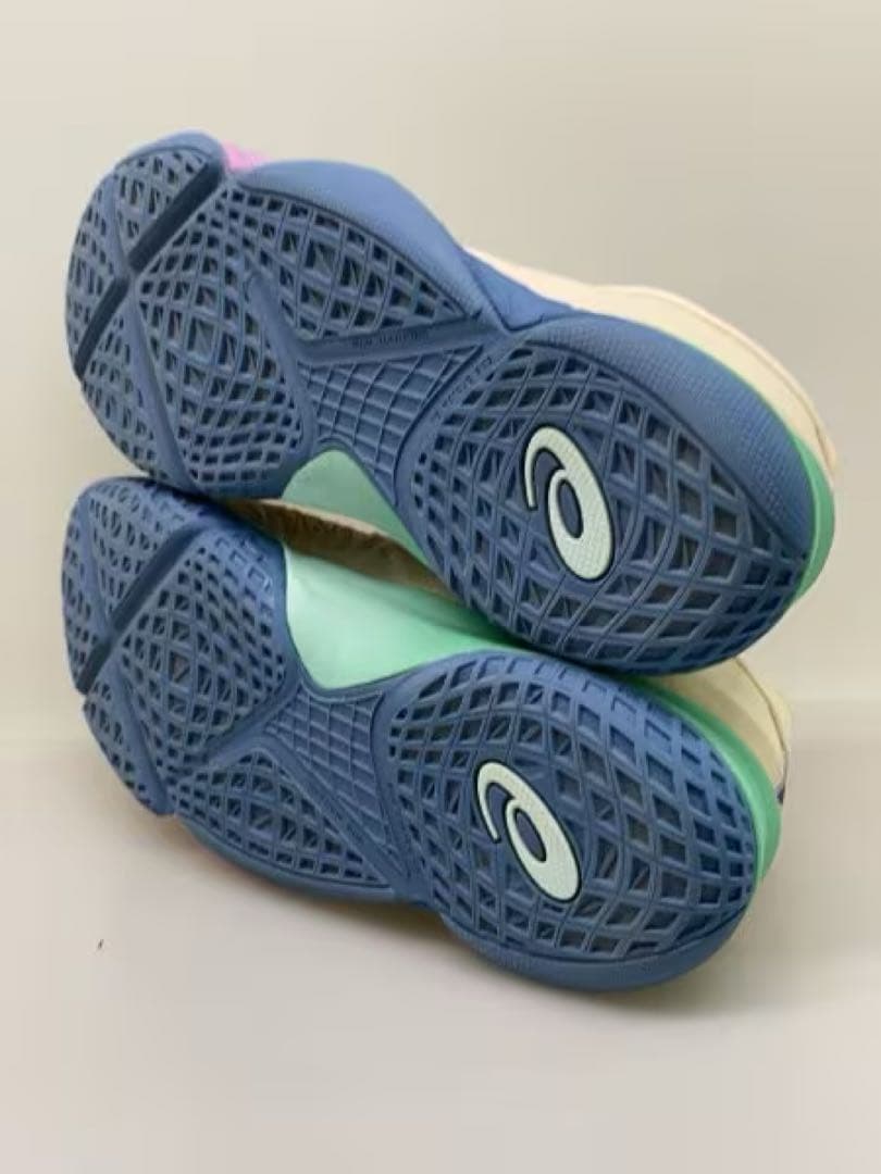 『激レア』『超人気』ASICS アンプレアルスローballaholic