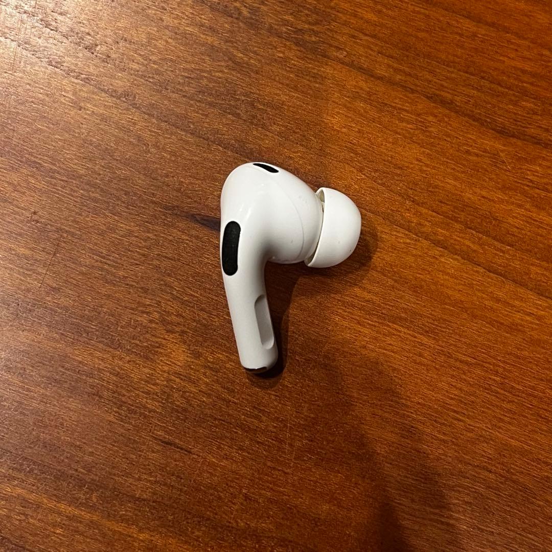 美品 AirPodsPro 第2世代 USB type-C 右R 右耳
