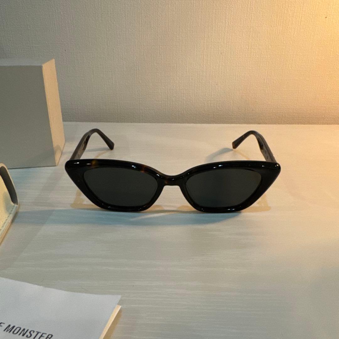 GENTLE MONSTER TERRA COTTA ブラックサングラス