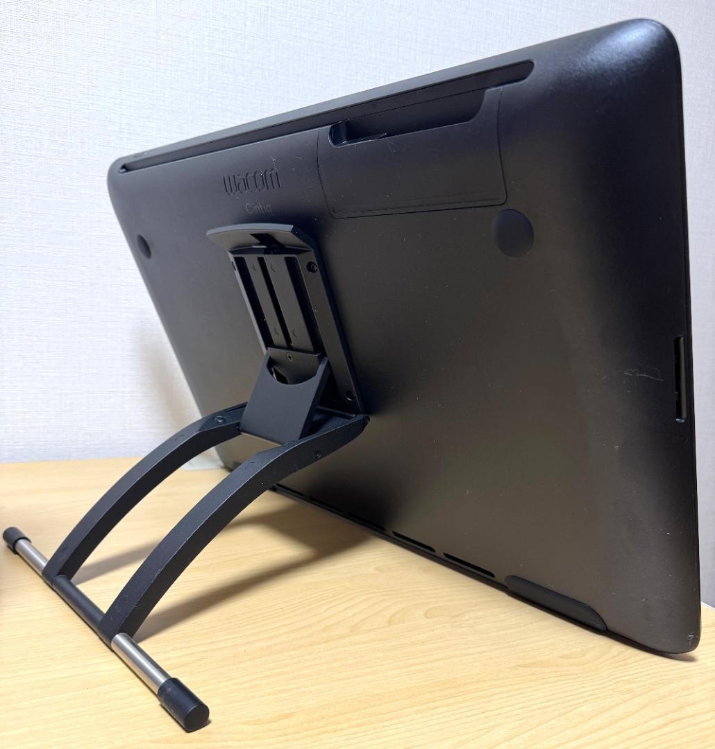 【中古・美品】Wacom Cintiq 22 FHD DTK2260K1D