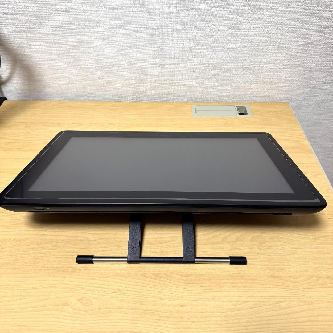 【中古・美品】Wacom Cintiq 22 FHD DTK2260K1D