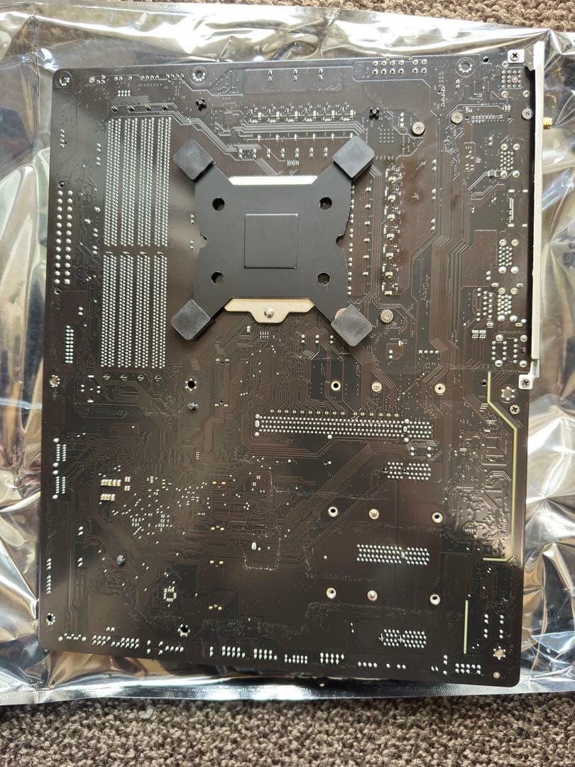 GIGABYTE Z590 UD AC マザーボード