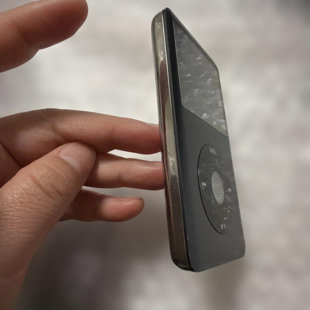 【良品】Apple iPod classic 120GB 黒