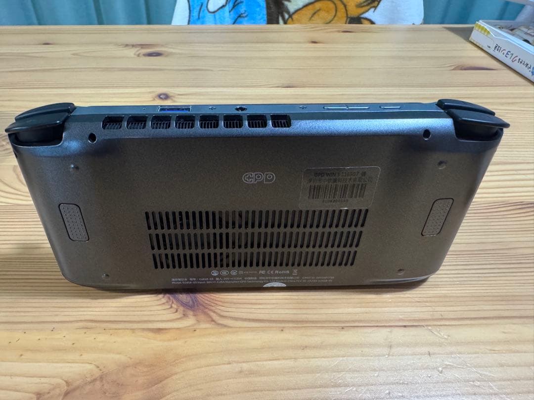 【美品】GPD win3 1165g7 16gb 1tb　umpc