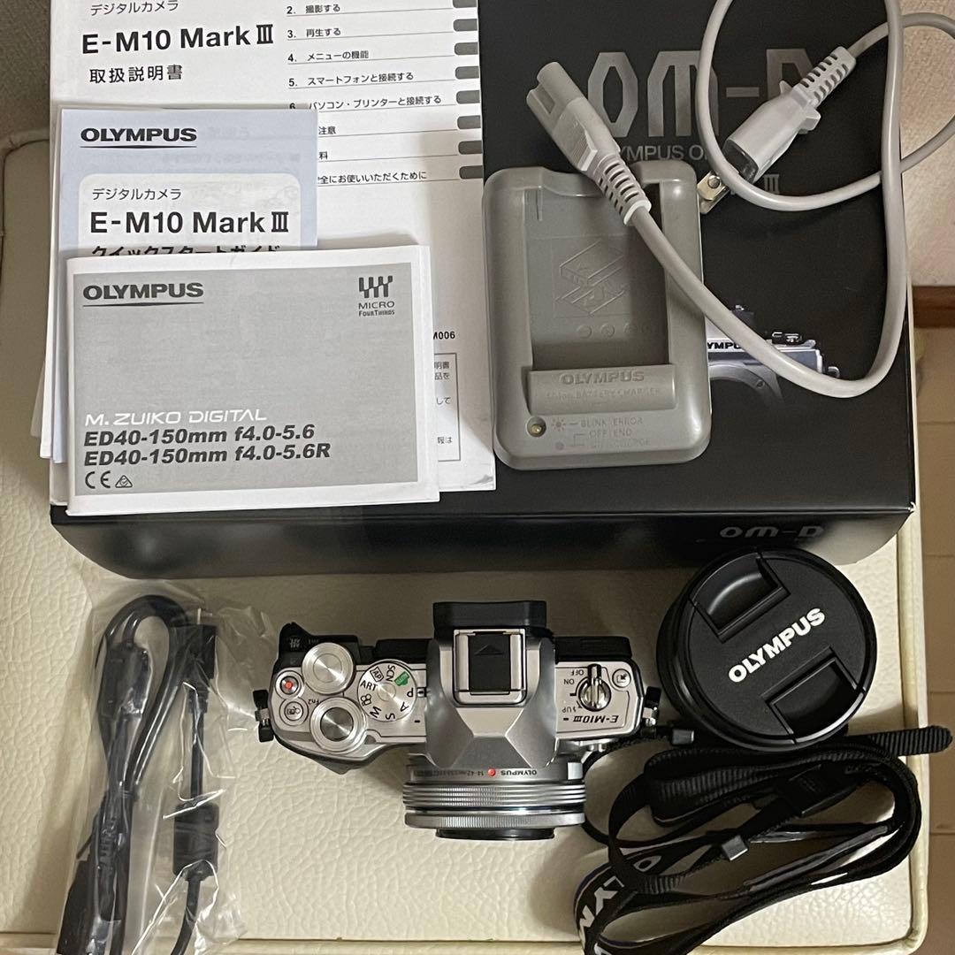 OM-D E-M10 Mark III ダブルズーム