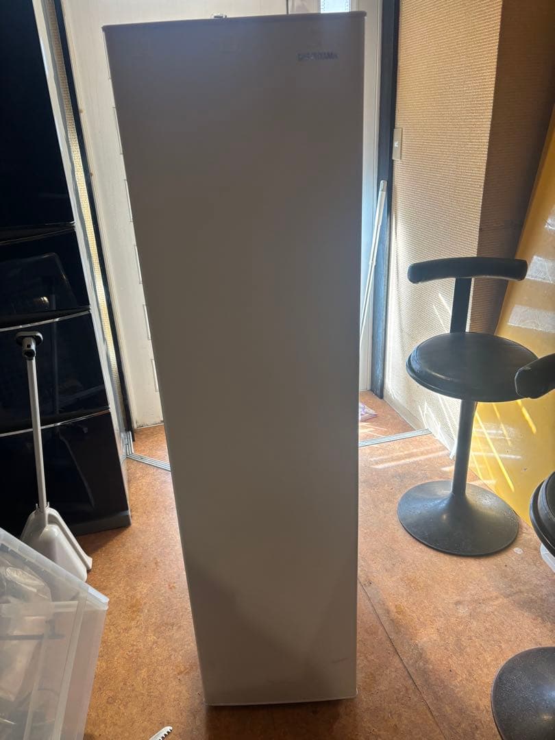 IRIS OHYAMA 冷凍庫 ホワイト 120リットル　直接引き取り可