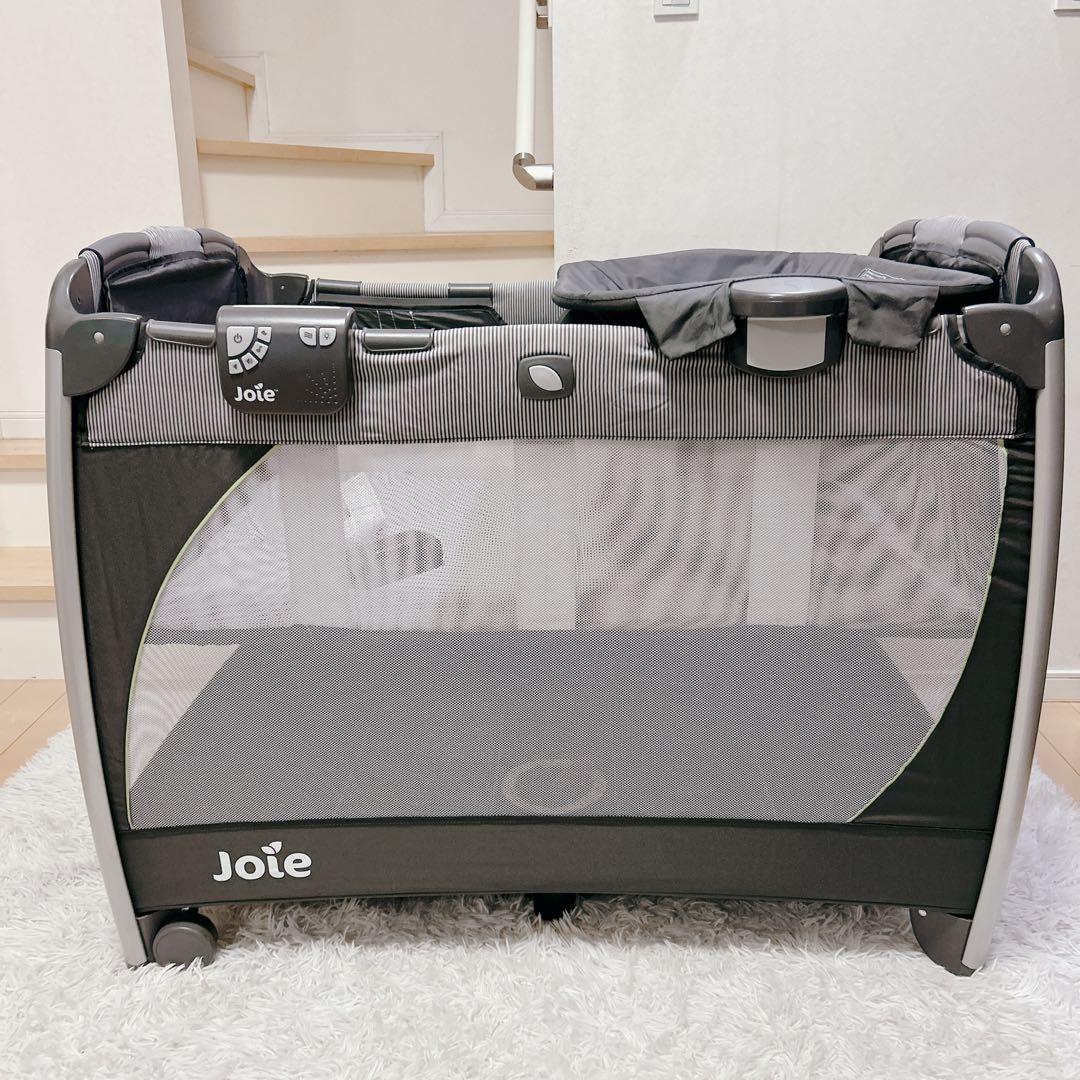 Joie ベビーベッド プレイヤード おむつ交換台 サウンド機能 収納袋付き