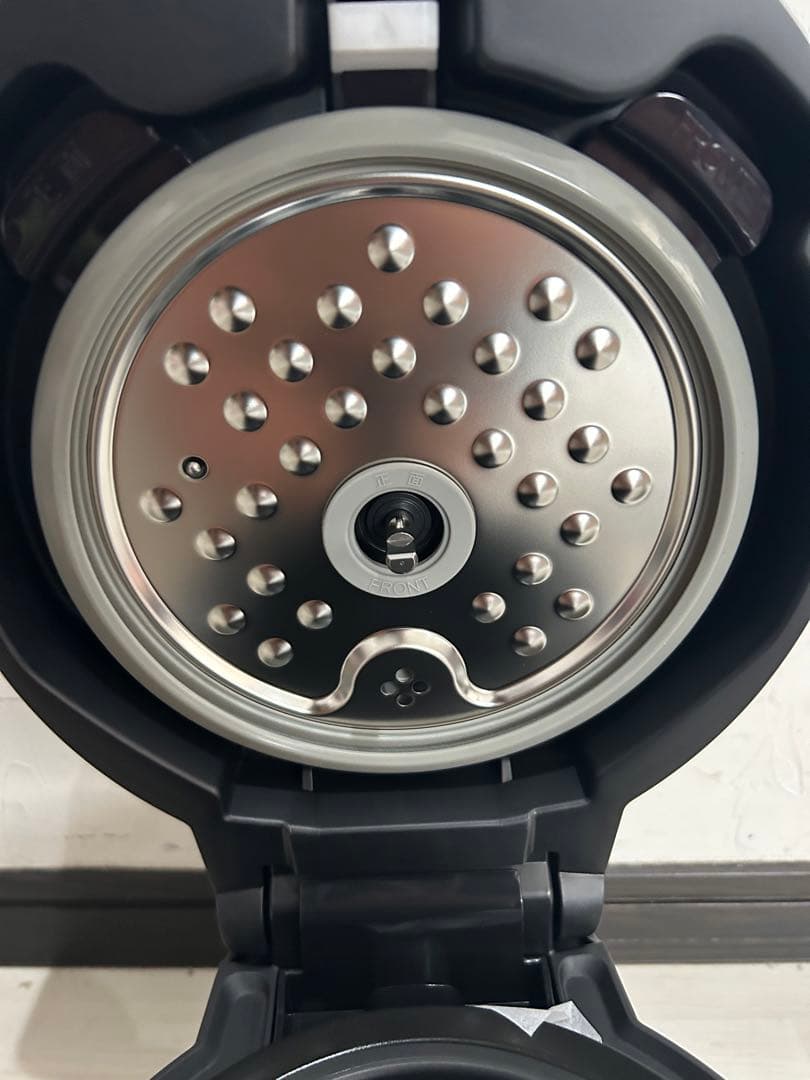 【未使用品】シャープ KN-HW10E-WH ヘルシオ　ホットクック