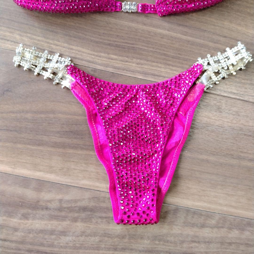 コンテストビキニ　4点セットピアス2種とブレスレット 　パッションピンク