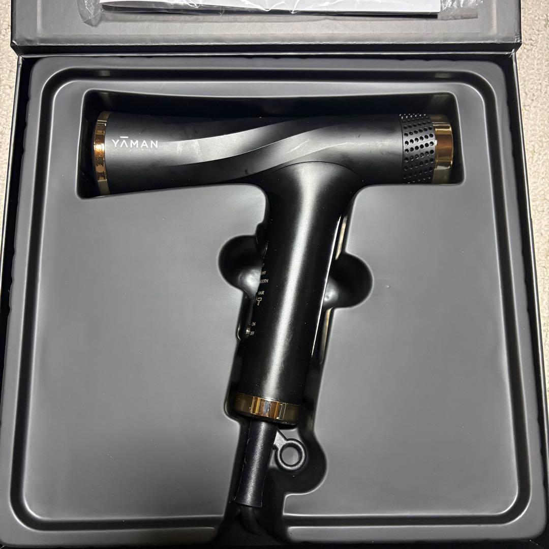 【美品】YA-MAN ヤーマン ヴェーダリフトドライヤーカスタム