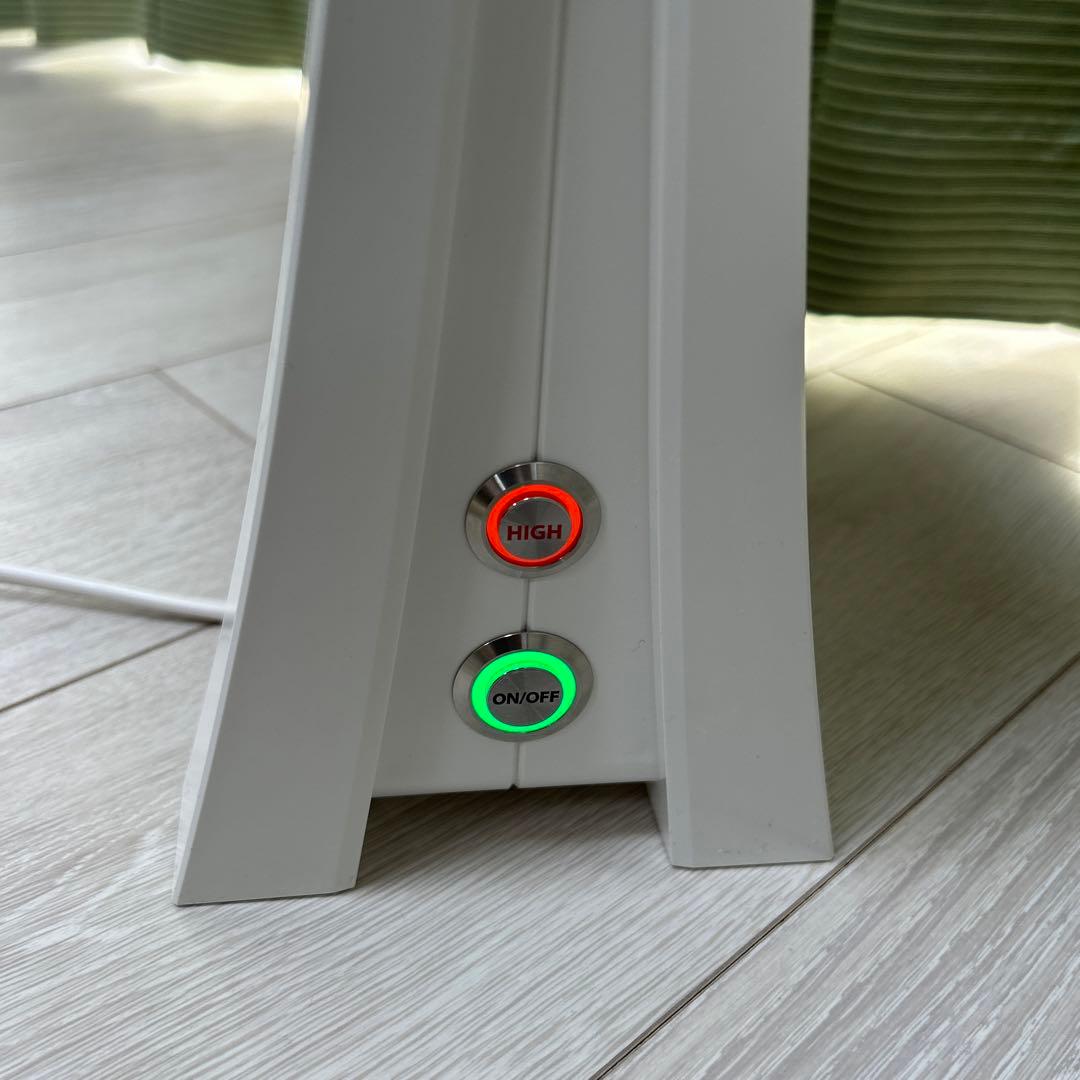 正月セール　アルミパネルヒーターicoro(イコロ)　50cmタイプ　ホワイト