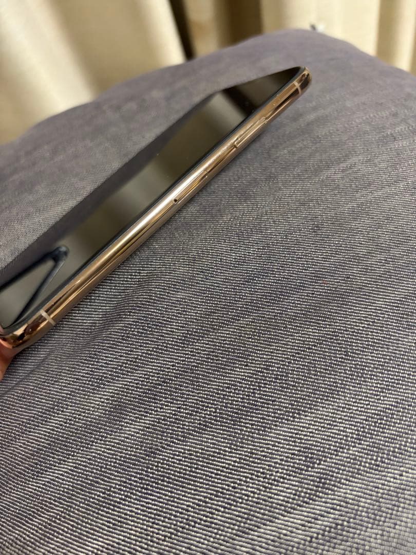 iPhone XS 256GB 本体