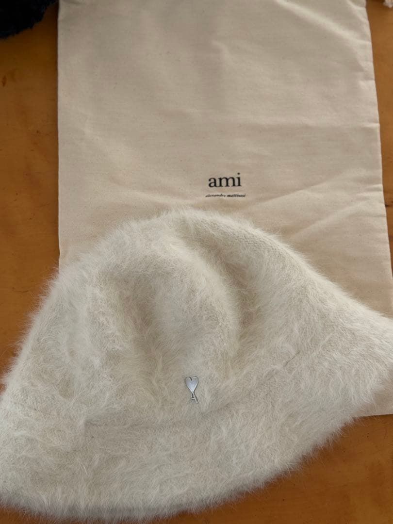 ami AMI DE COEUR スタッズ バケットハット