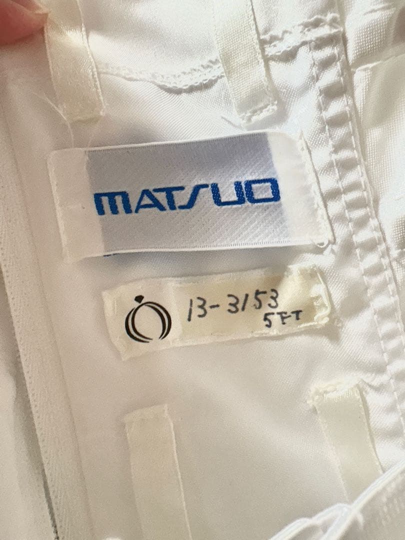 ウェディングドレス　Aライン