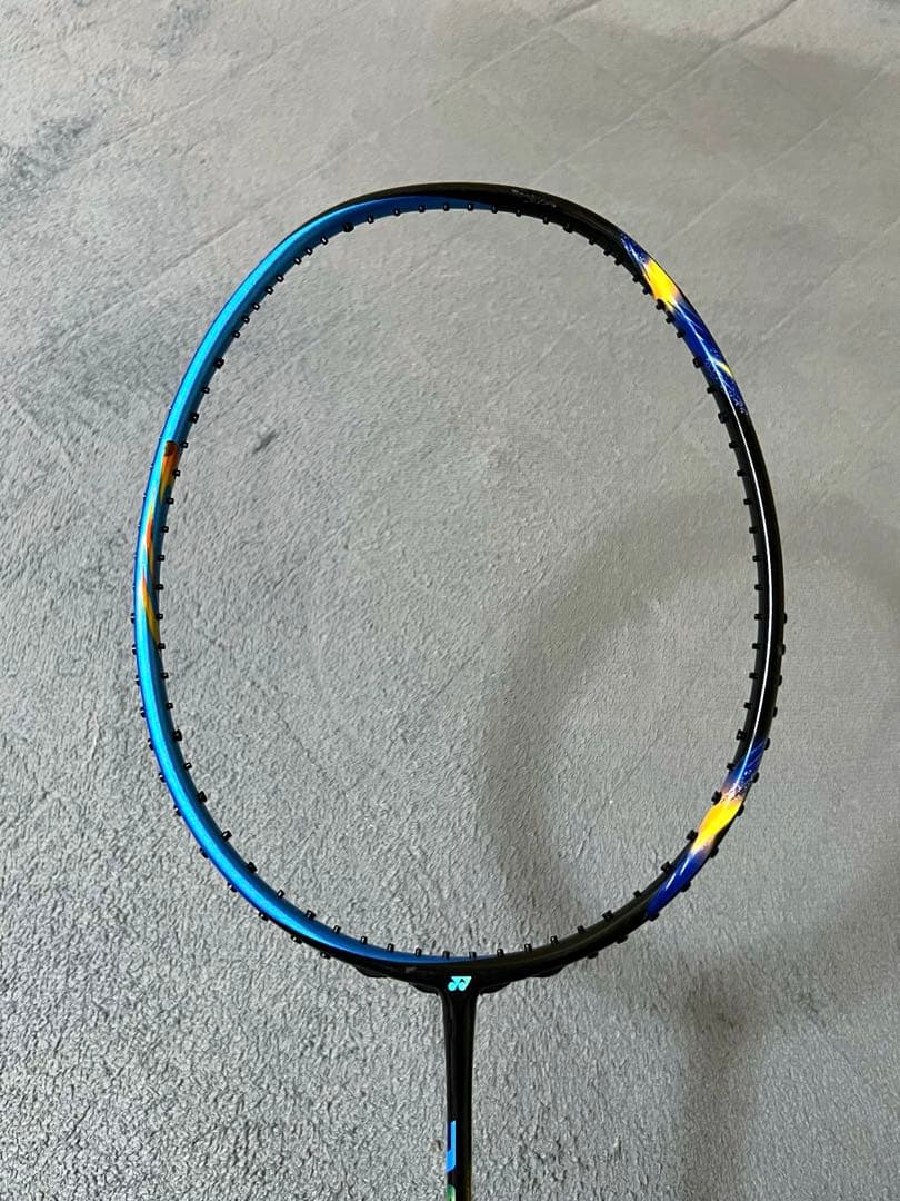 【廃盤品】YONEX アストロクス77 4UG5 ASTROX77青