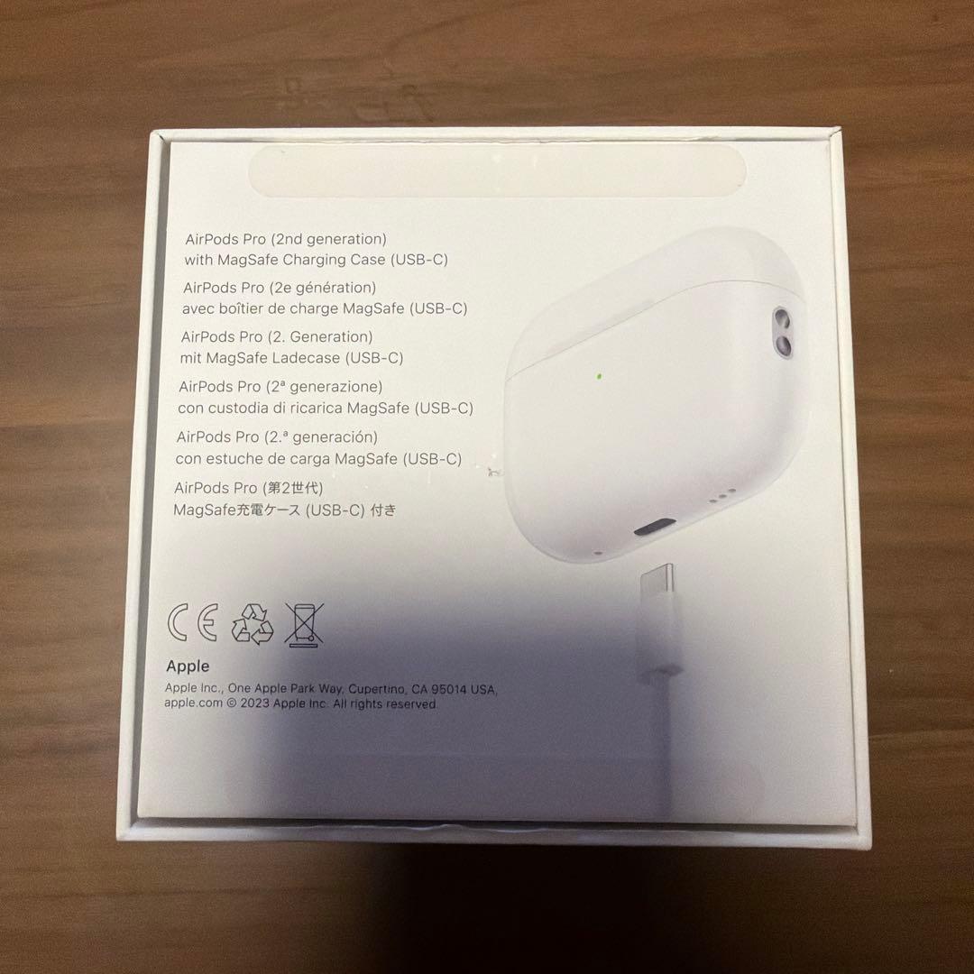 AirPods pro 2 ブラックカーボンファイバーケース入り