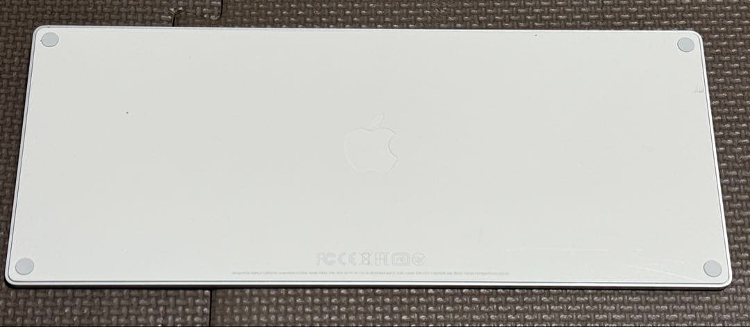 Apple Mac mini (2018) 本体 + キーボード + マウス