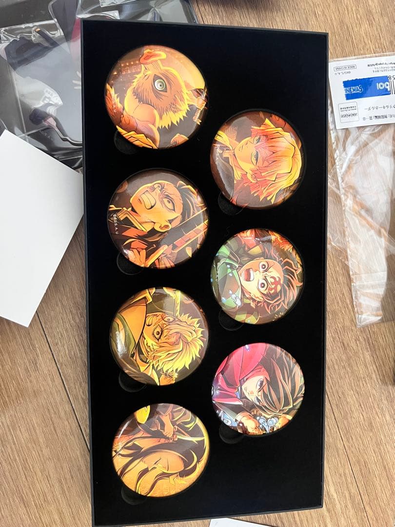 鬼滅の刃キービジュアル缶バッジセットABC