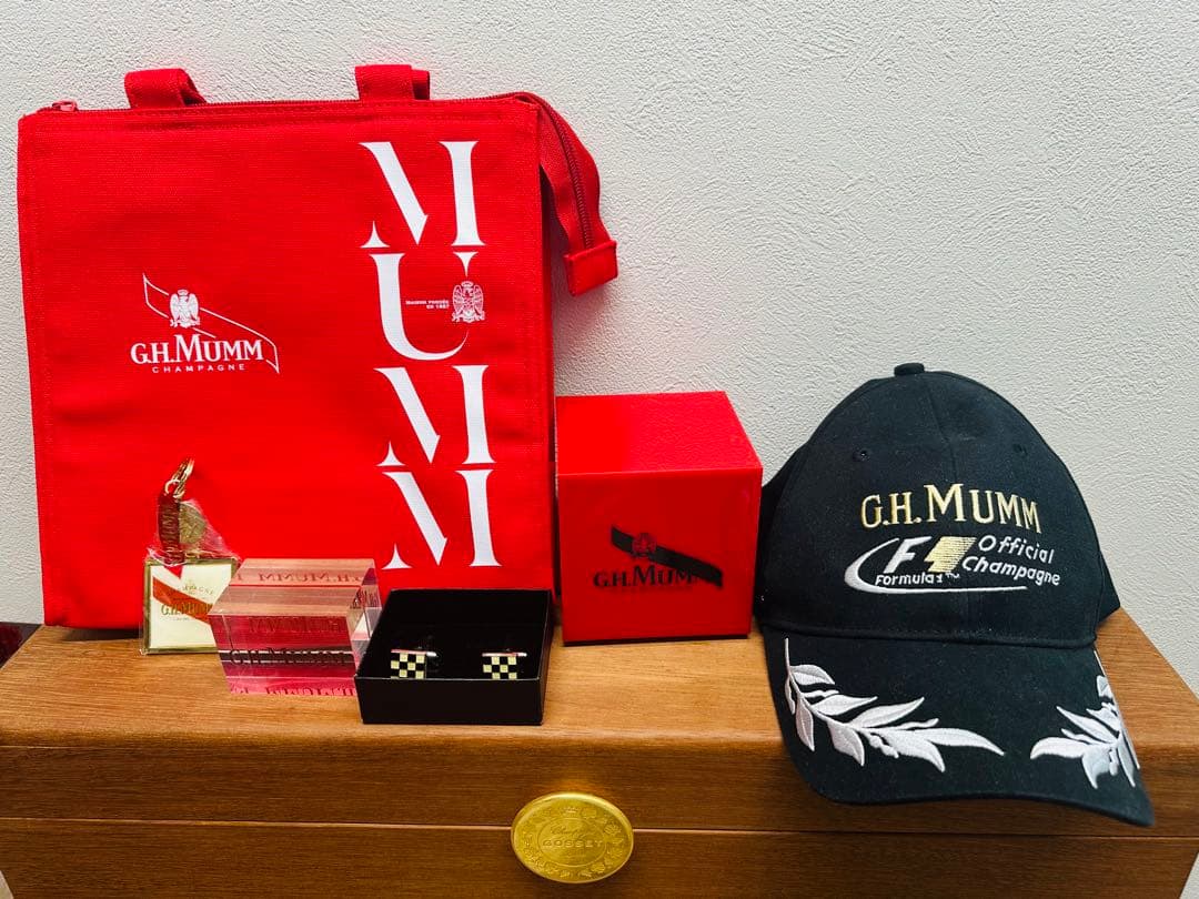 シャンパーニュ・マム・グッズ6点セット