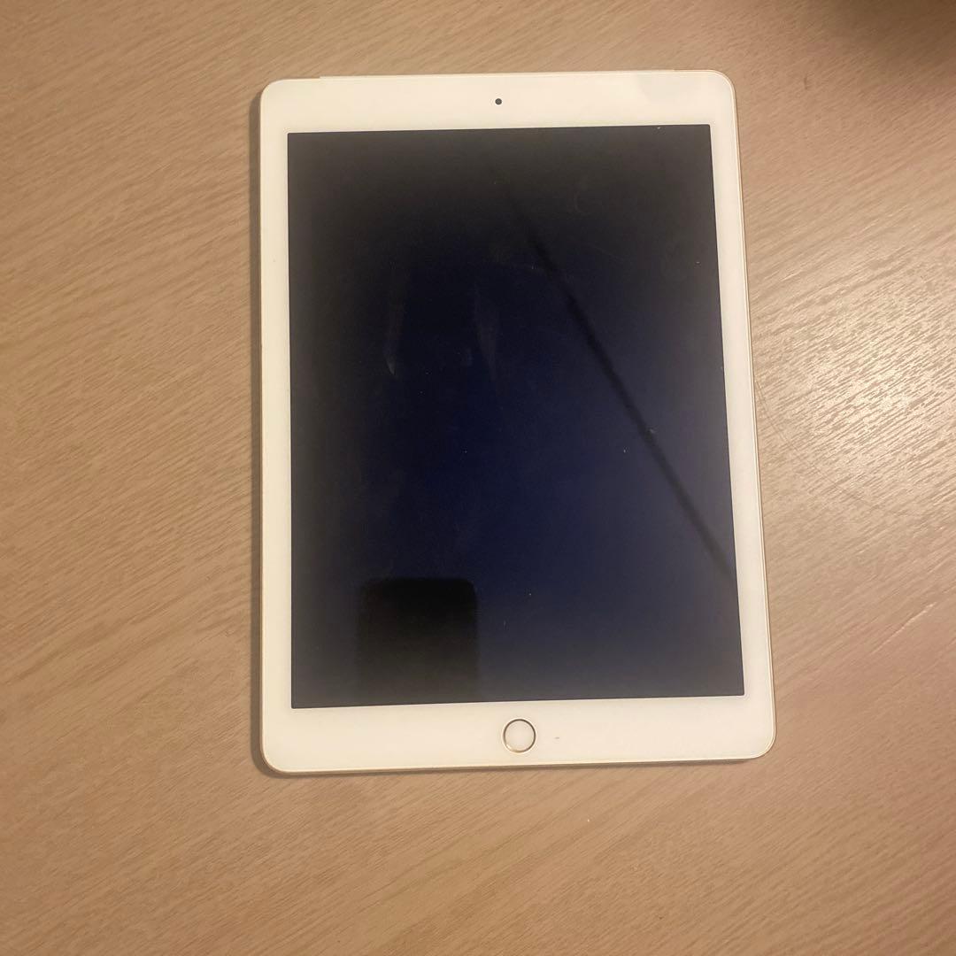 ゴールド iPad スリムデザイン