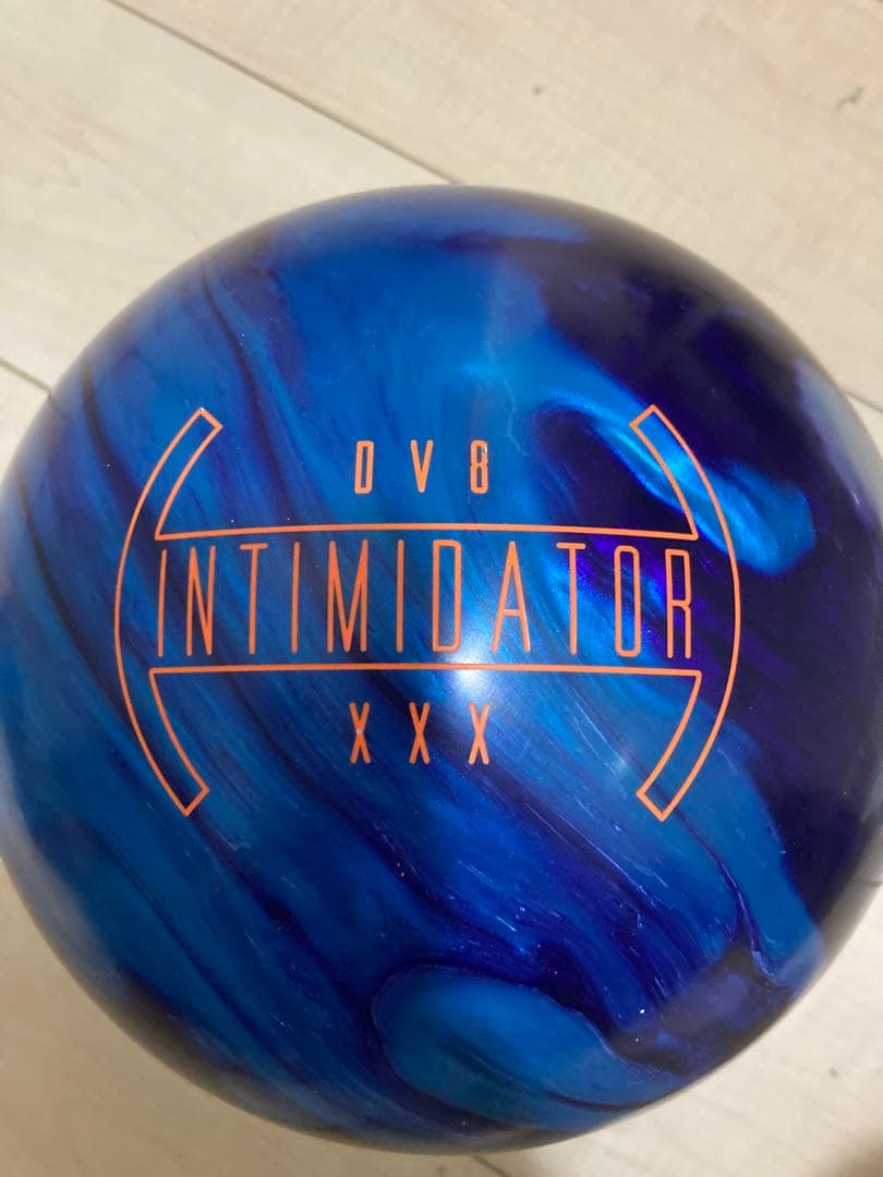 DV8 INTIMIDATOR PEARL 15ポンド