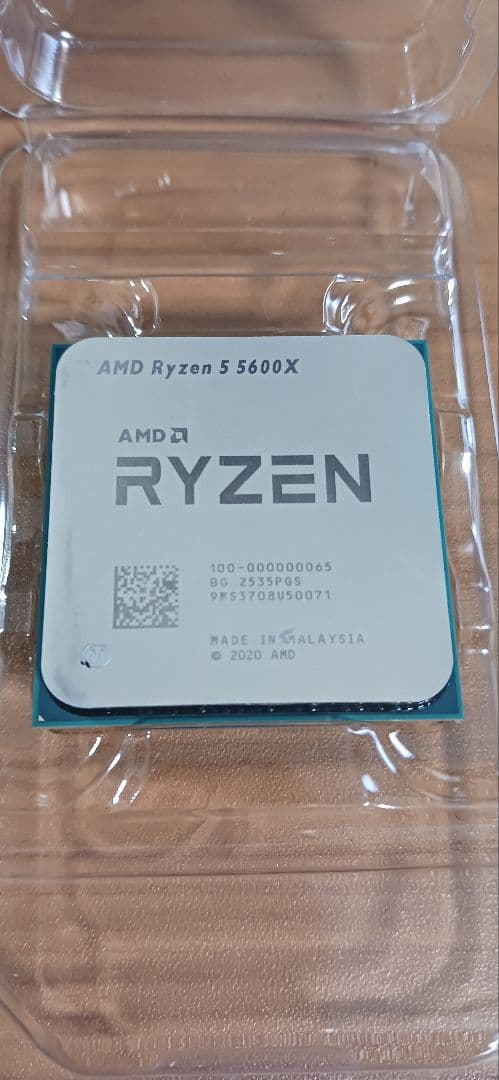 【美品】AMD Ryzen 5 5600X (外箱・リテールクーラーなし)
