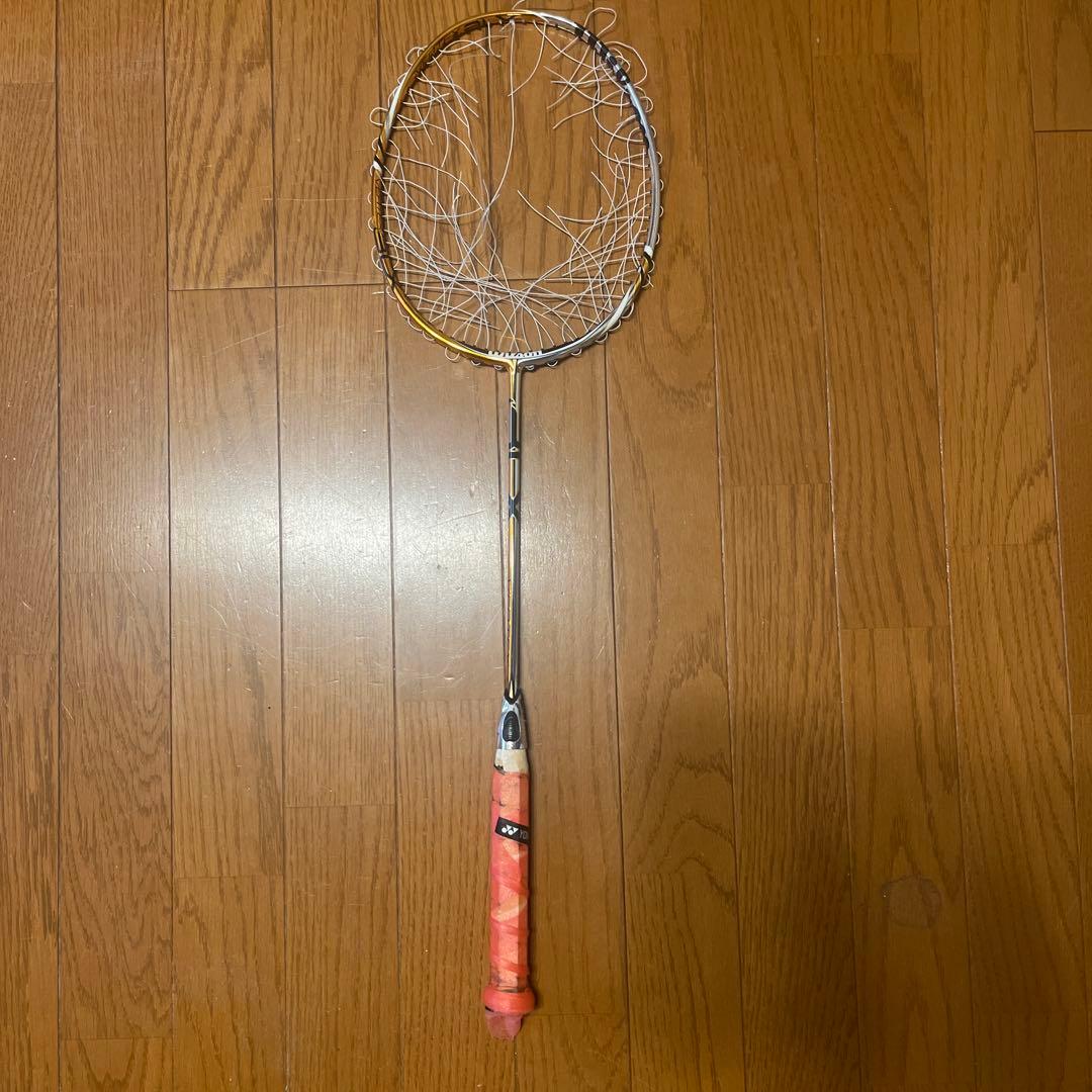 ウィルソン　バドミントンラケット　バーテックス ヨネックス　３U G5