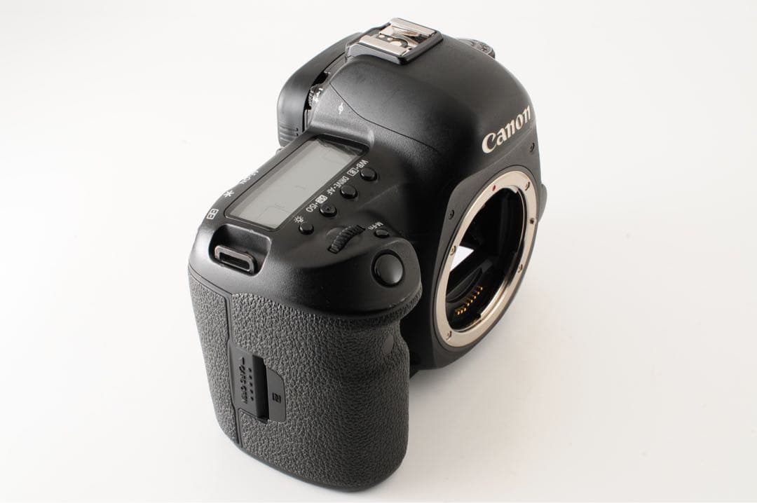 キャノン Canon EOS 5D Mark IV デジタル一眼