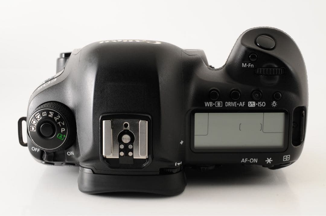 キャノン Canon EOS 5D Mark IV デジタル一眼